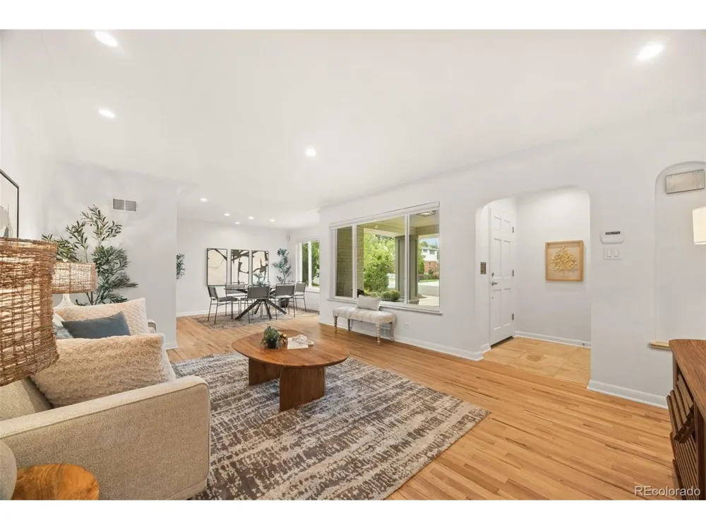 214 Hudson Street Denver, CO 80220