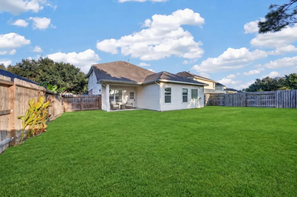 9002 Durham Manor Lane Houston, TX 77075