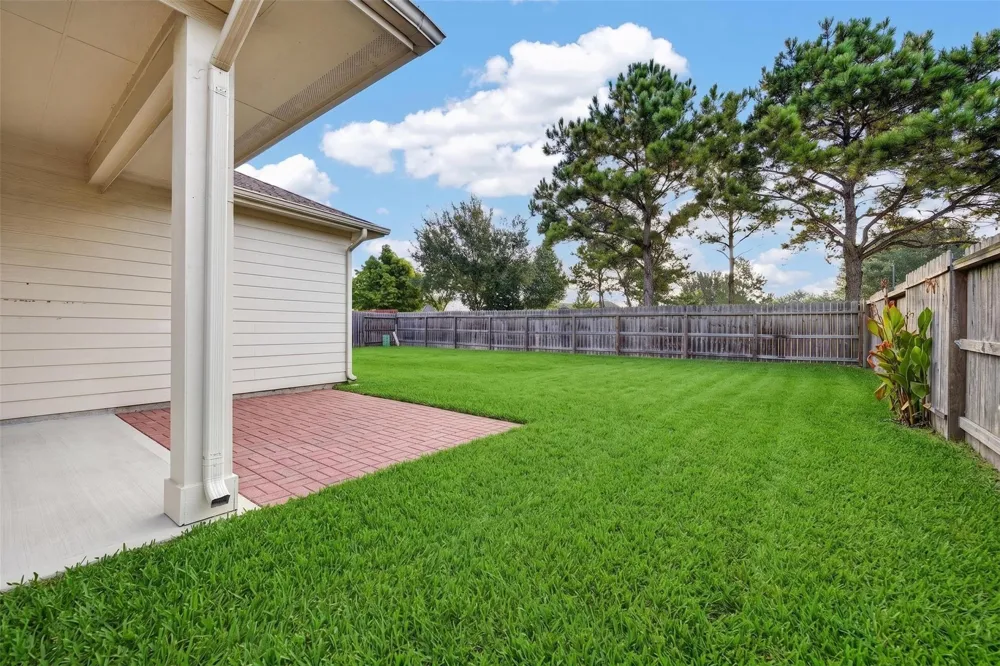 9002 Durham Manor Lane Houston, TX 77075