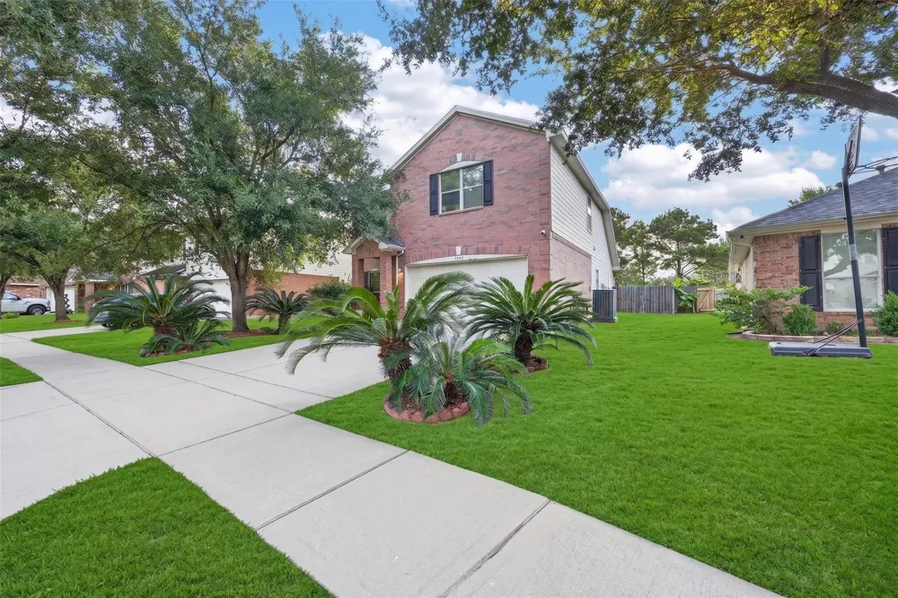 9002 Durham Manor Lane Houston, TX 77075