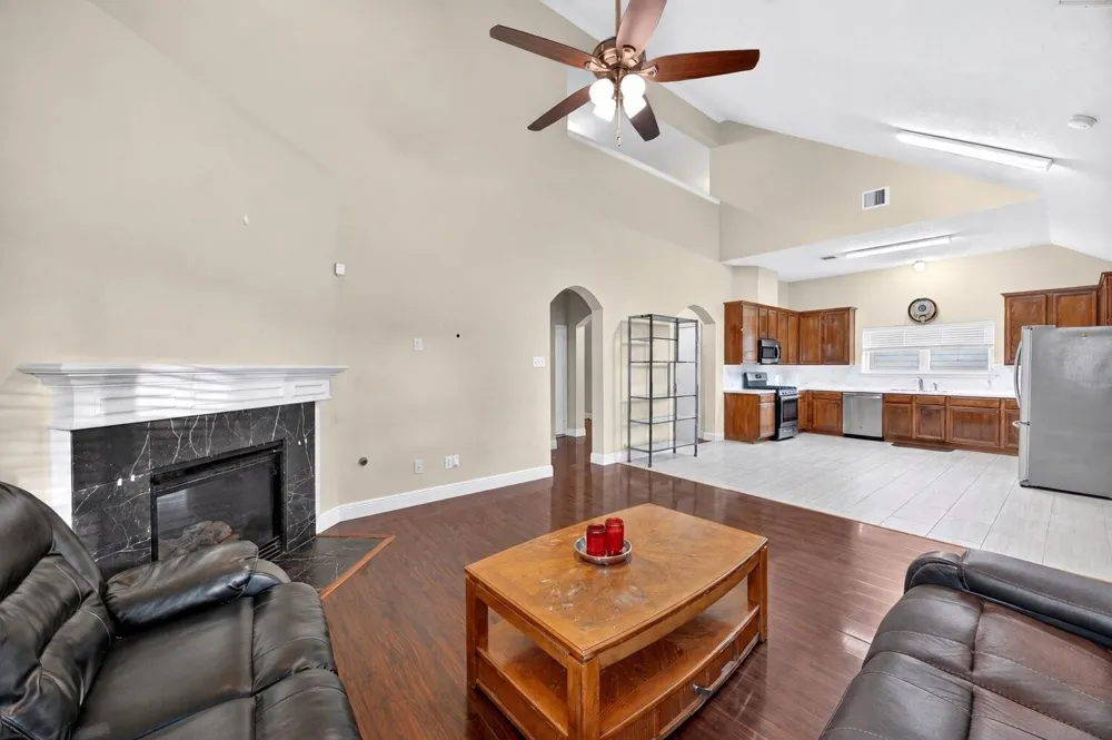 9002 Durham Manor Lane Houston, TX 77075