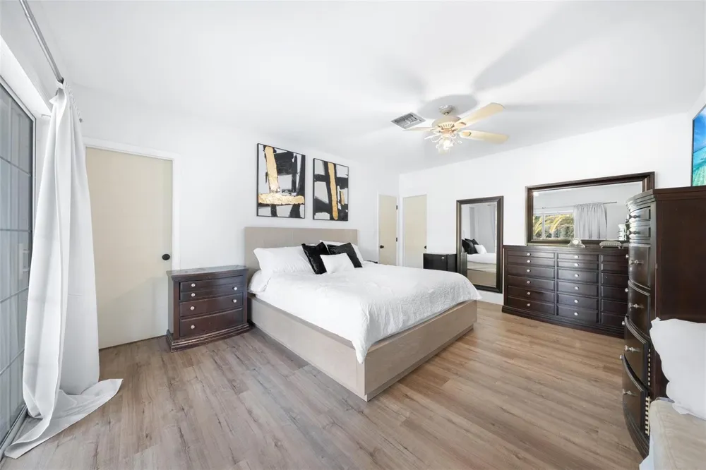 4221 NW 107TH AVENUE Coral Springs, FL 33065