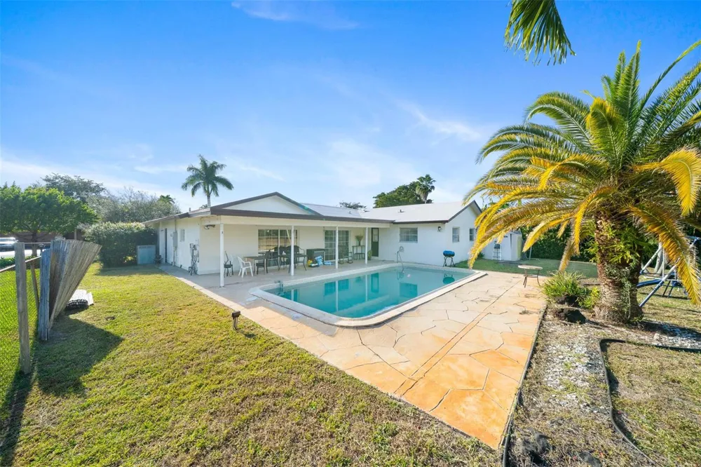 4221 NW 107TH AVENUE Coral Springs, FL 33065