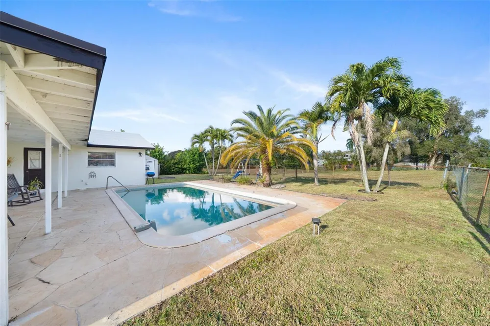 4221 NW 107TH AVENUE Coral Springs, FL 33065