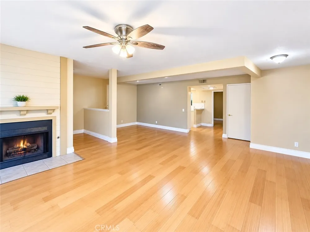 16581 Grunion Lane #105 Huntington Beach, CA 92649