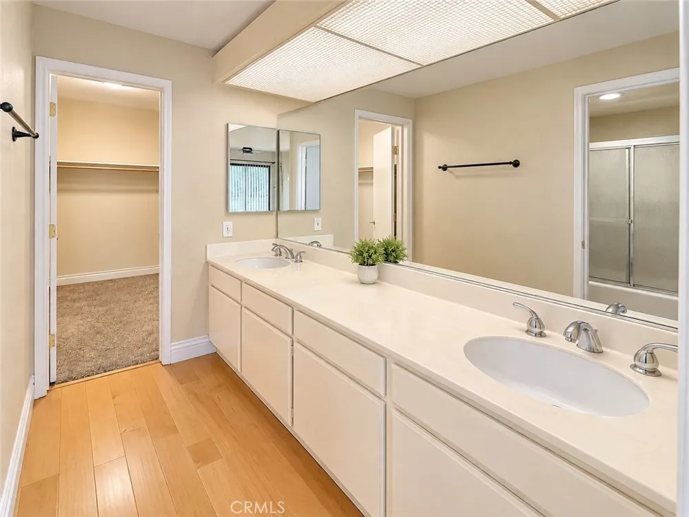 16581 Grunion Lane #105 Huntington Beach, CA 92649