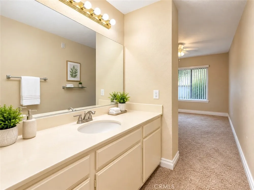 16581 Grunion Lane #105 Huntington Beach, CA 92649