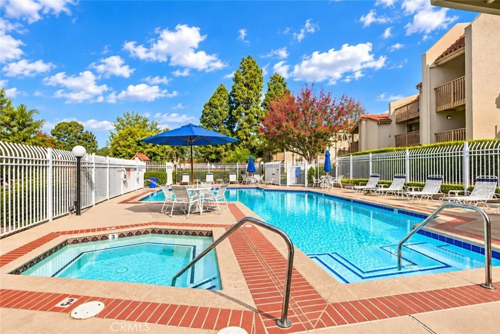 16581 Grunion Lane #105 Huntington Beach, CA 92649