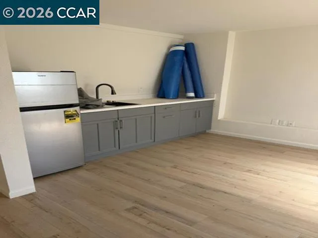 4809 Walnut St Oakland, CA 94619