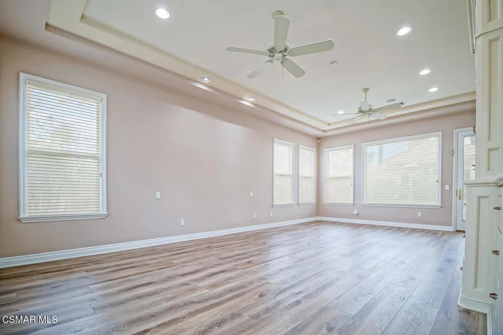 2822 Rainfield Avenue Westlake Village, CA 91362