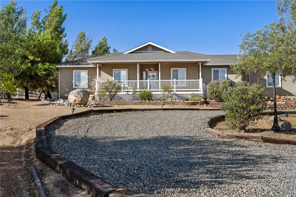 40303 Brook Trails Way Aguanga, CA 92536