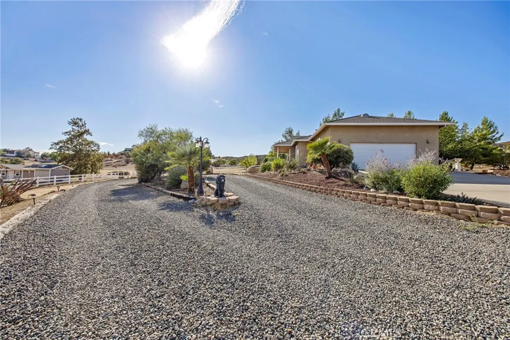 40303 Brook Trails Way Aguanga, CA 92536
