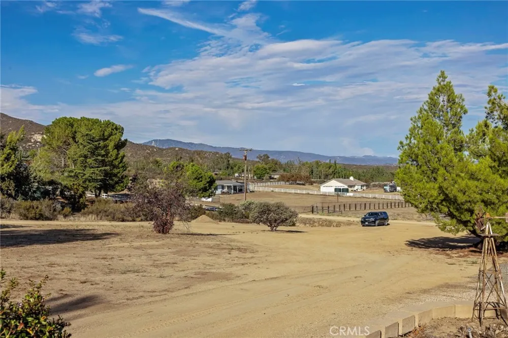 40303 Brook Trails Way Aguanga, CA 92536