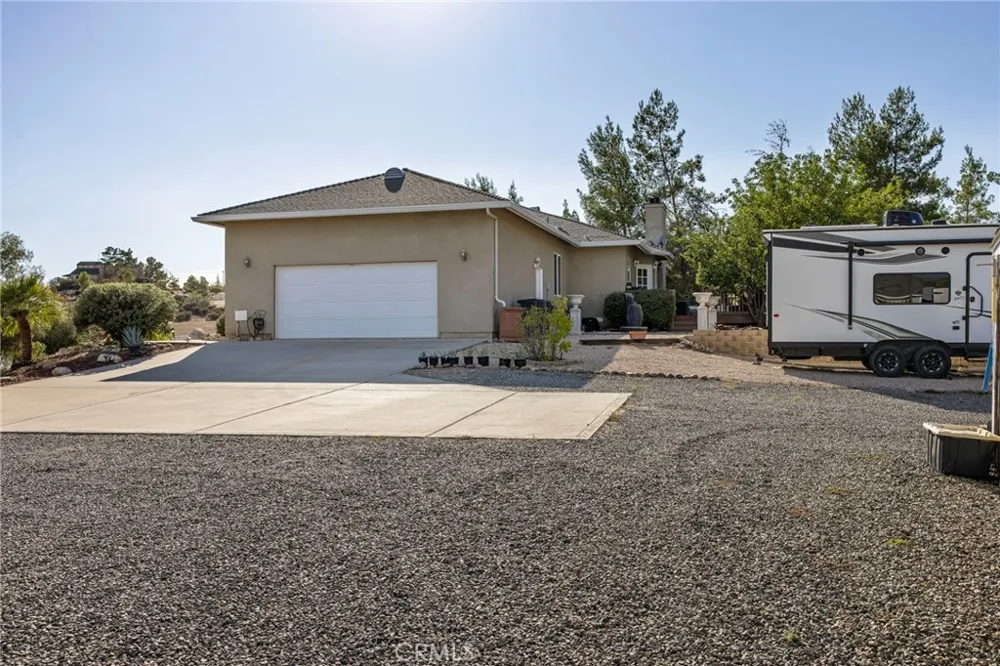 40303 Brook Trails Way Aguanga, CA 92536