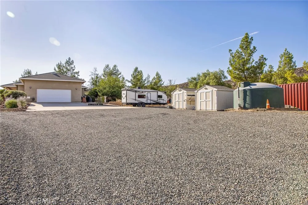 40303 Brook Trails Way Aguanga, CA 92536