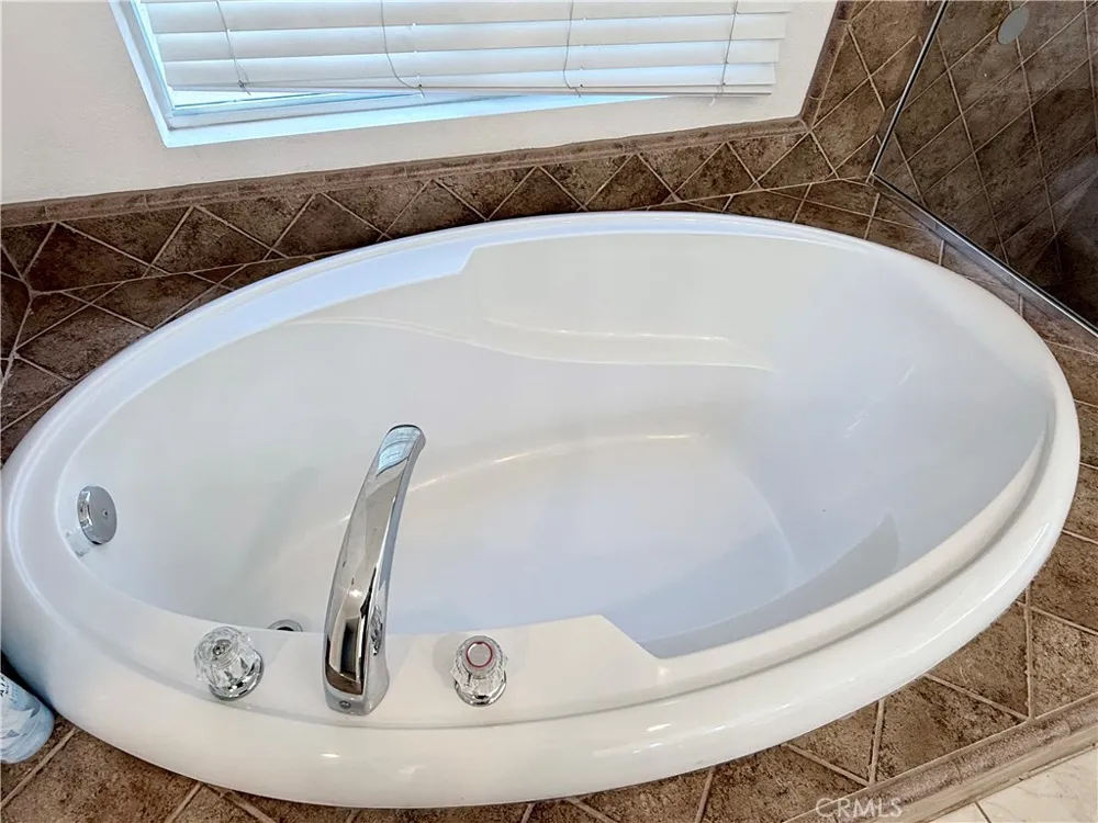 11226 Evergreen Corona, CA 92883