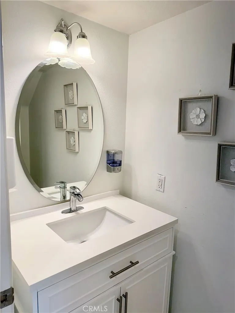 11226 Evergreen Corona, CA 92883