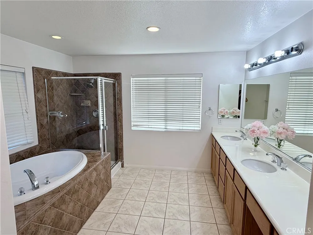 11226 Evergreen Corona, CA 92883