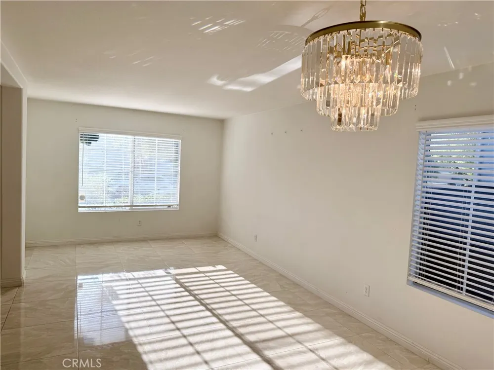11226 Evergreen Corona, CA 92883