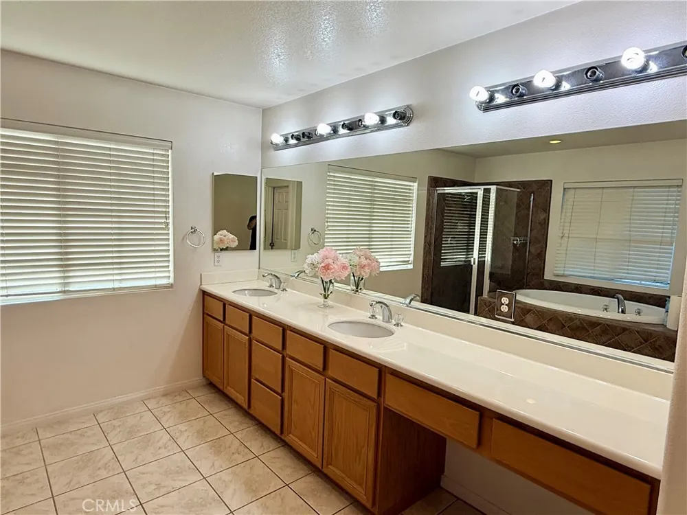 11226 Evergreen Corona, CA 92883