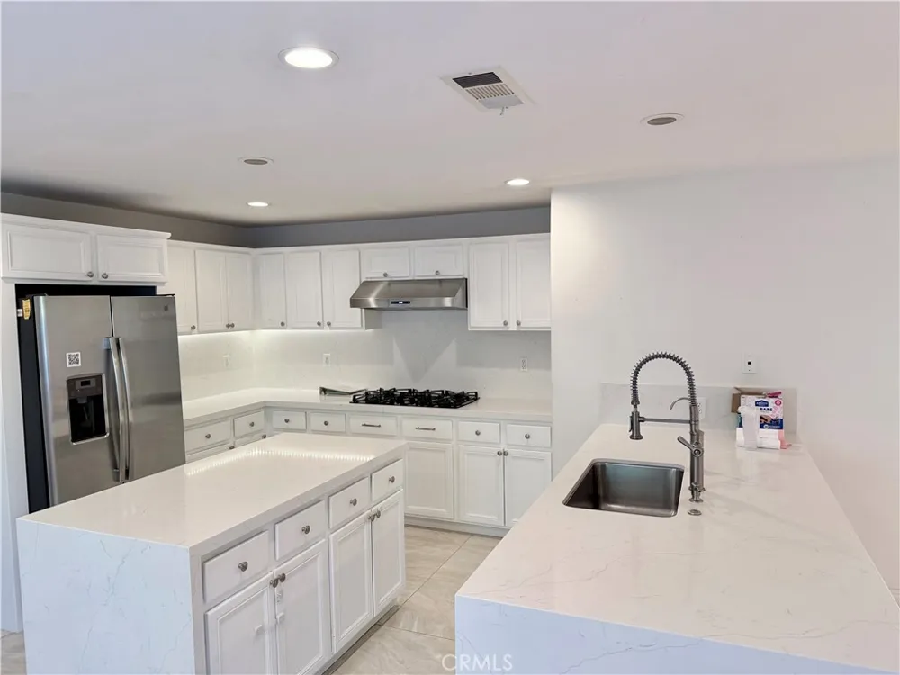11226 Evergreen Corona, CA 92883