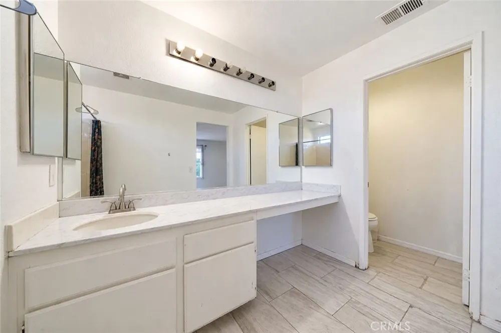 11363 Winter Place Adelanto, CA 92301