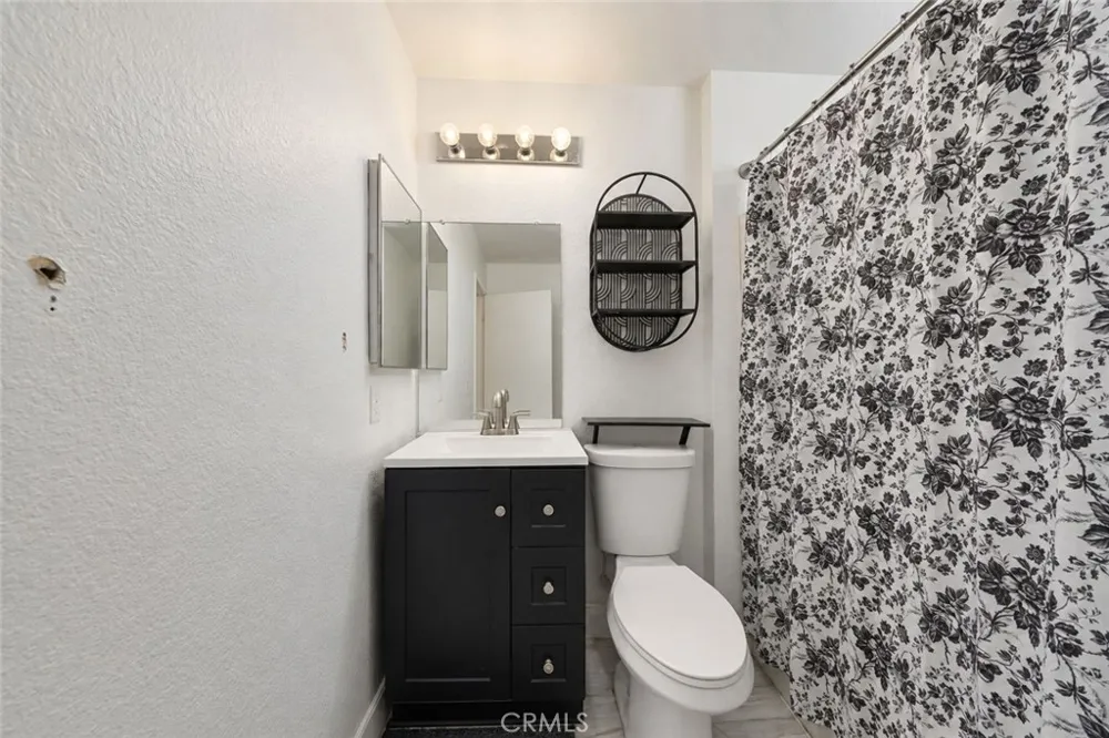 11363 Winter Place Adelanto, CA 92301