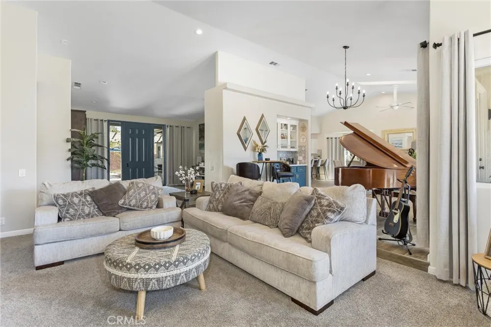 13582 Oak Hill Court Yucaipa, CA 92399