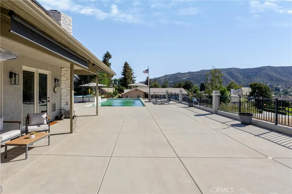13582 Oak Hill Court Yucaipa, CA 92399