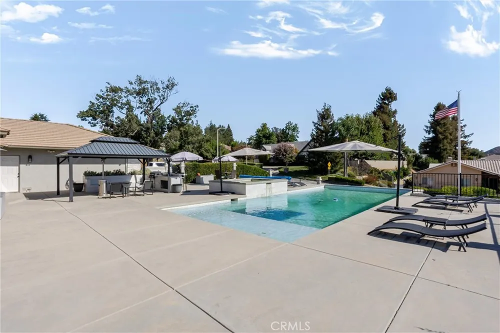 13582 Oak Hill Court Yucaipa, CA 92399