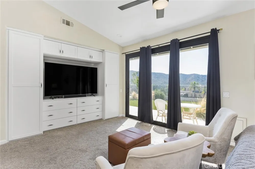 13582 Oak Hill Court Yucaipa, CA 92399