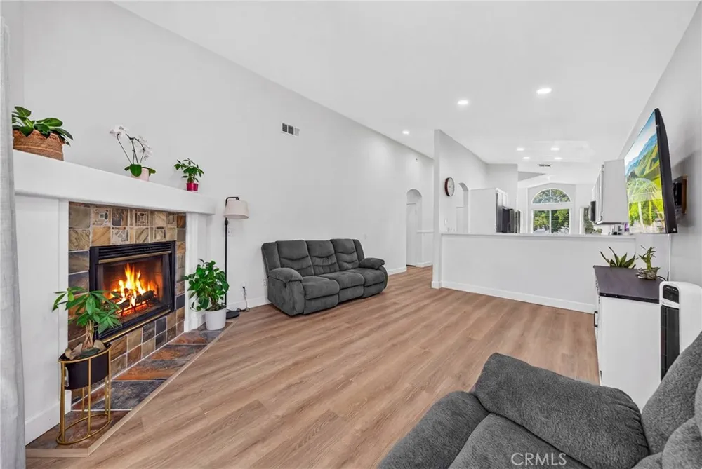 33298 Avenida Bicicleta Temecula, CA 92592