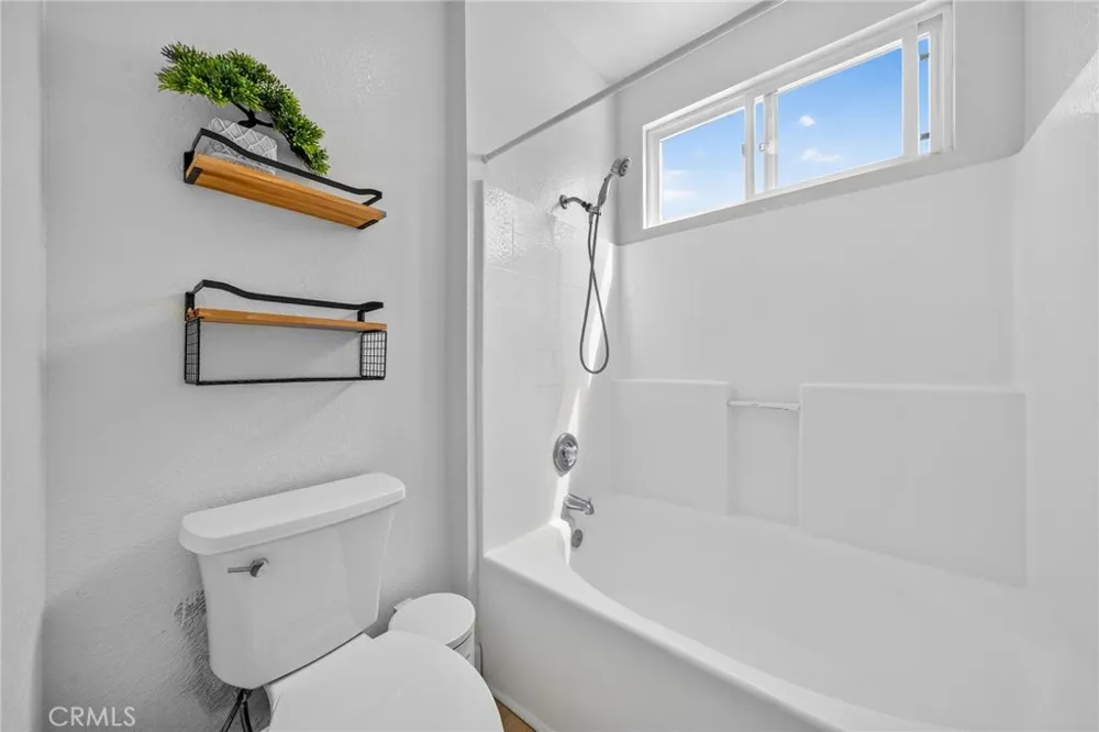 33298 Avenida Bicicleta Temecula, CA 92592