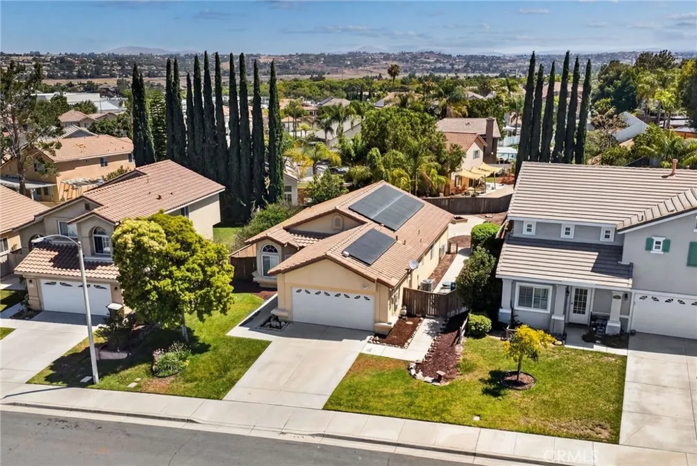 33298 Avenida Bicicleta Temecula, CA 92592