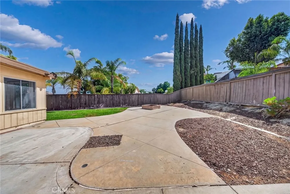 33298 Avenida Bicicleta Temecula, CA 92592