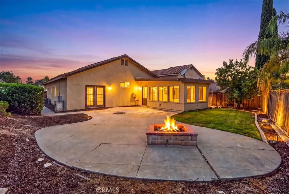 33298 Avenida Bicicleta Temecula, CA 92592