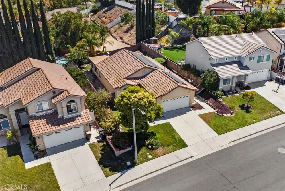 33298 Avenida Bicicleta Temecula, CA 92592