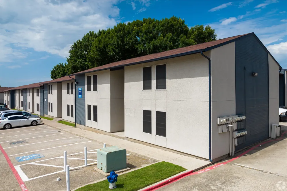 3700 S Tyler Street #0408 Dallas, TX 75224