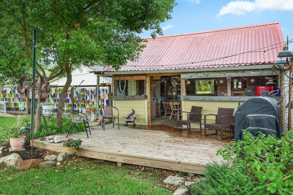 507 S 2nd Street La Porte, TX 77571