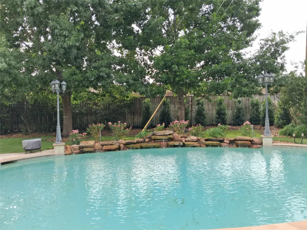 1722 Parklake Village Circle Katy, TX 77450