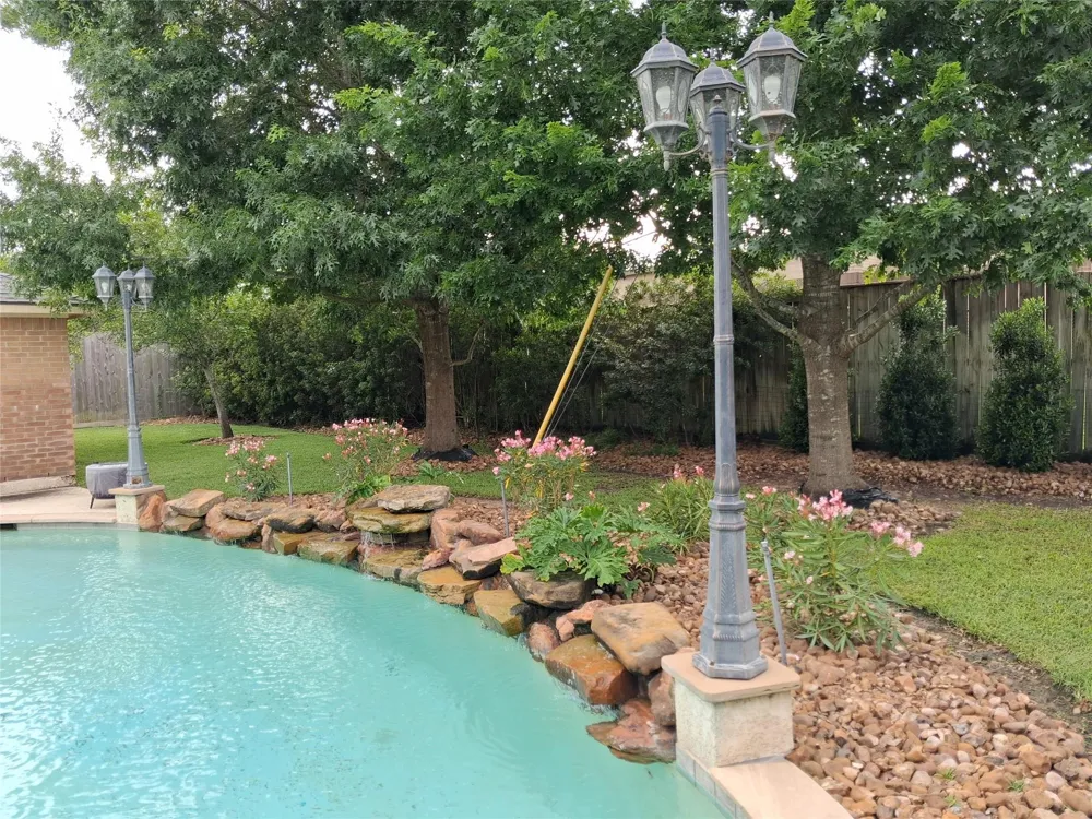 1722 Parklake Village Circle Katy, TX 77450