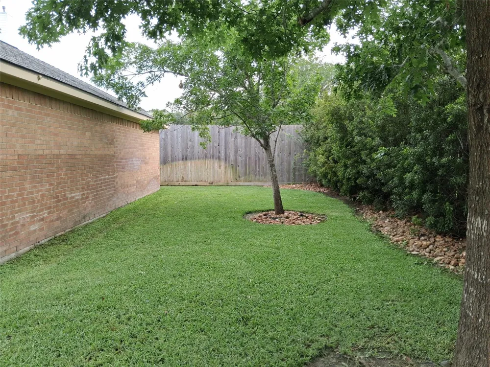 1722 Parklake Village Circle Katy, TX 77450