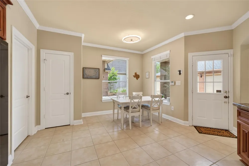 1722 Parklake Village Circle Katy, TX 77450