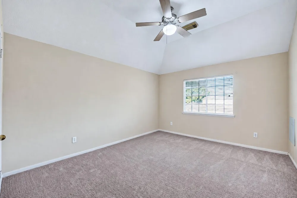 2411 Charter Oaks Court Pearland, TX 77584