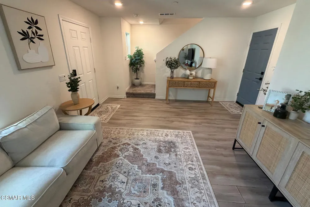 519 Coconut Lane Fillmore, CA 93015