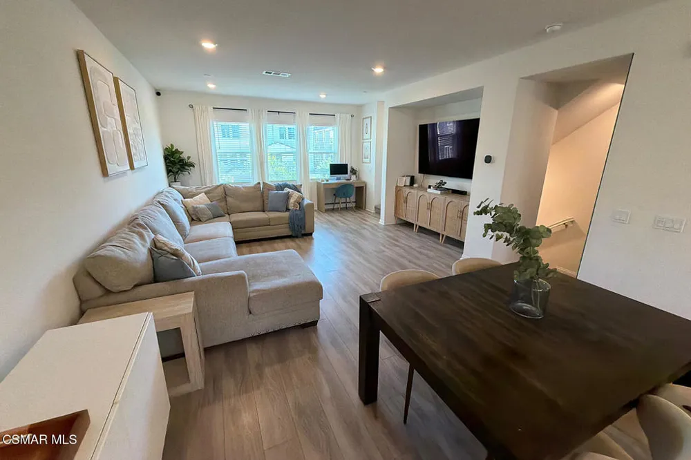 519 Coconut Lane Fillmore, CA 93015