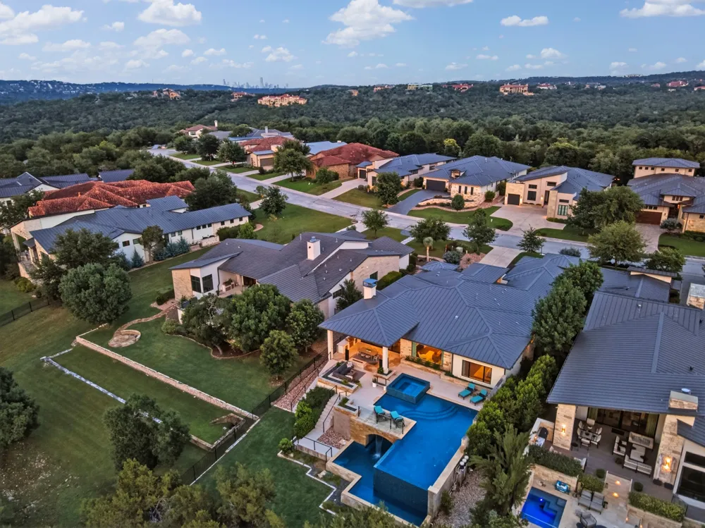 8312 Carranzo Drive Austin, TX 78735