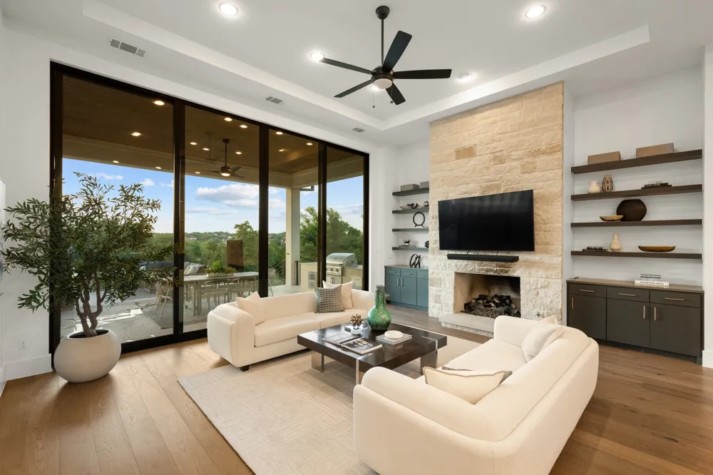 8312 Carranzo Drive Austin, TX 78735