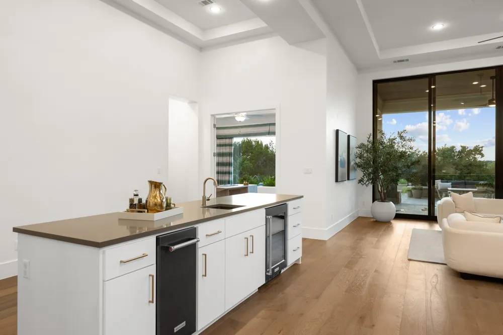 8312 Carranzo Drive Austin, TX 78735