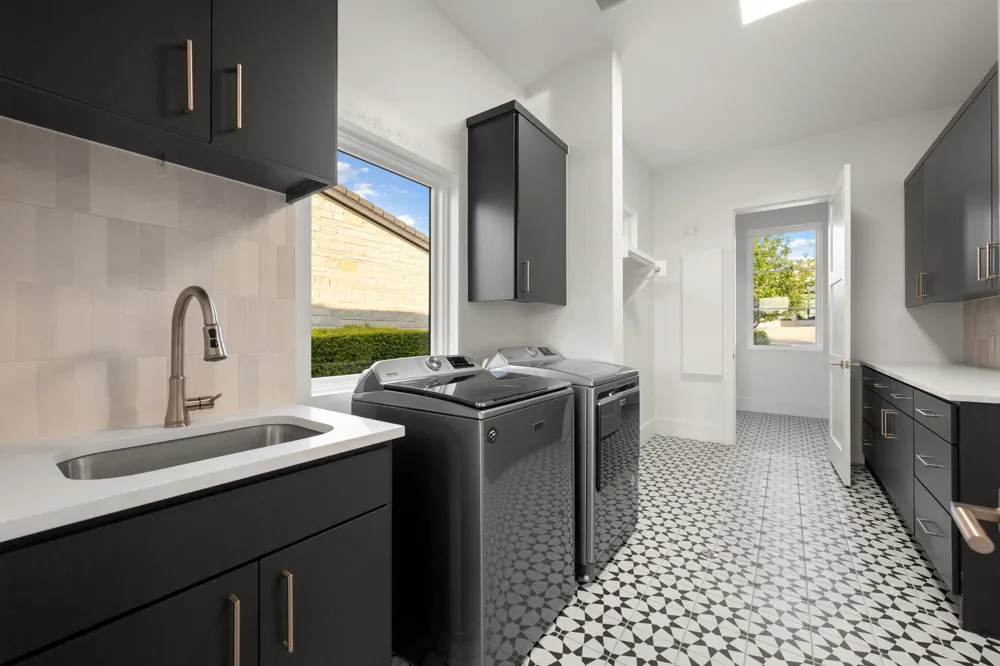 8312 Carranzo Drive Austin, TX 78735